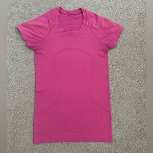 Lululemon Swiftly Tech 2.0 Short Sleeve Sonic Pink